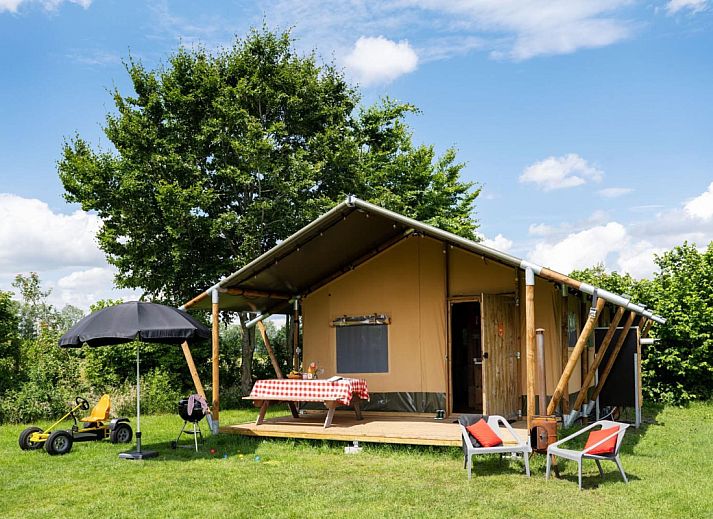Guest house 183226 • Tent house Noord Drenthe • Farmtent