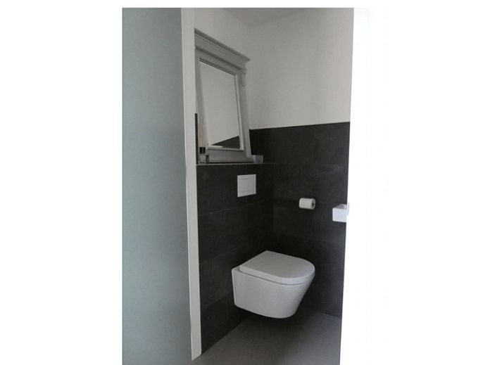 Moderne keuken in Huisje in Bunne, vakantiehuis gelegen in het rustige Noord Drenthe, met stijlvolle inrichting en moderne apparatuur.