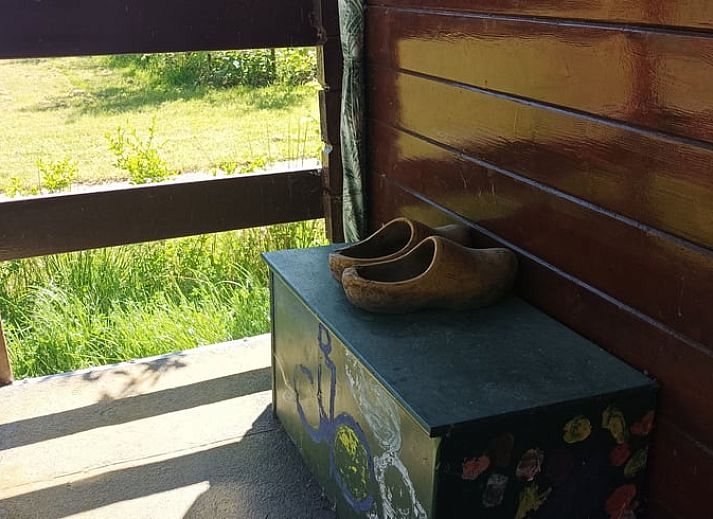 Knusse woonkamer in Huisje in Matsloot, vakantiehuis in Noord Drenthe, Drenthe.