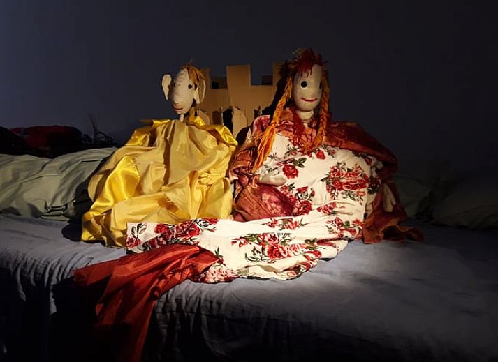 Stilvolle Einrichtung des Ferienhauses in Altena mit moderner Tuer in Nord-Drenthe, Drenthe.