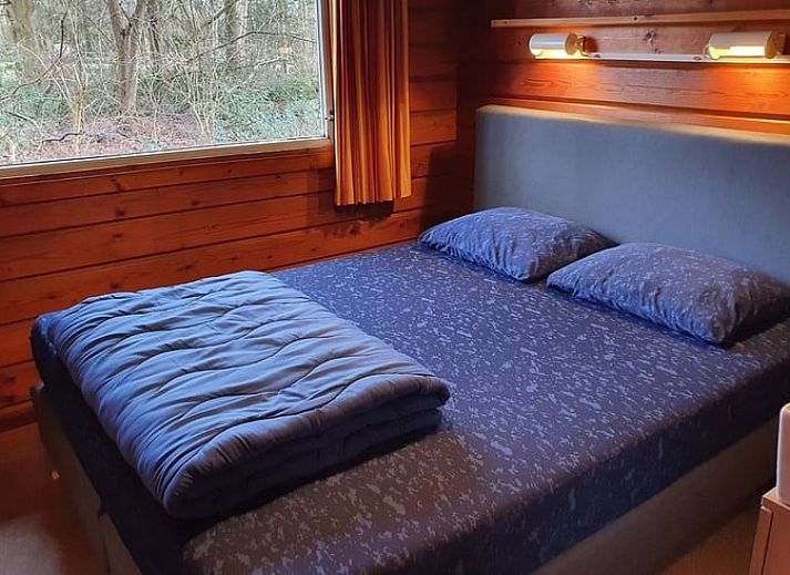 Buitenaanzicht van Huisje in Meppen, omgeven door natuur in Zuidoost Drenthe, Drenthe.