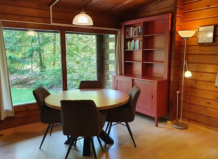 Exterior of Cottage in Meppen, vacation home surrounded by greenery in Southeast Drenthe, Drenthe.