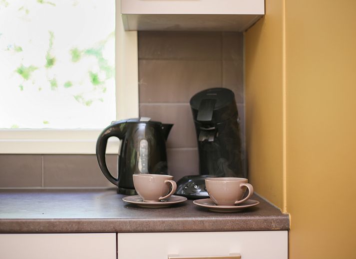 Comfortable bedroom in Aelderholt 6-person bungalow 6CE, Aalden, Drenthe.