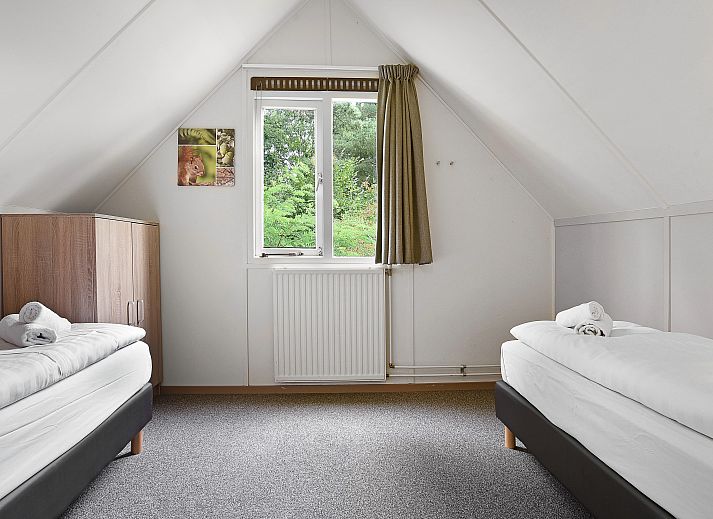 Moderne keuken in Aelderholt 8-persoons bungalow in Aalden, perfect voor families.