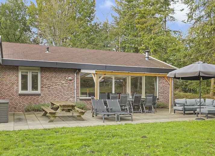 Verblijf 190341 • Bungalow Zuidoost Drenthe • Aelderholt | 10-persoons bungalow | 10EL