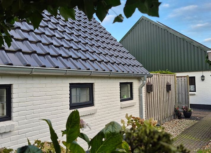Relax on the terrace of Holiday Home in Dalerveen, Southeast Drenthe. Enjoy peace and privacy in this charming vacation rental.