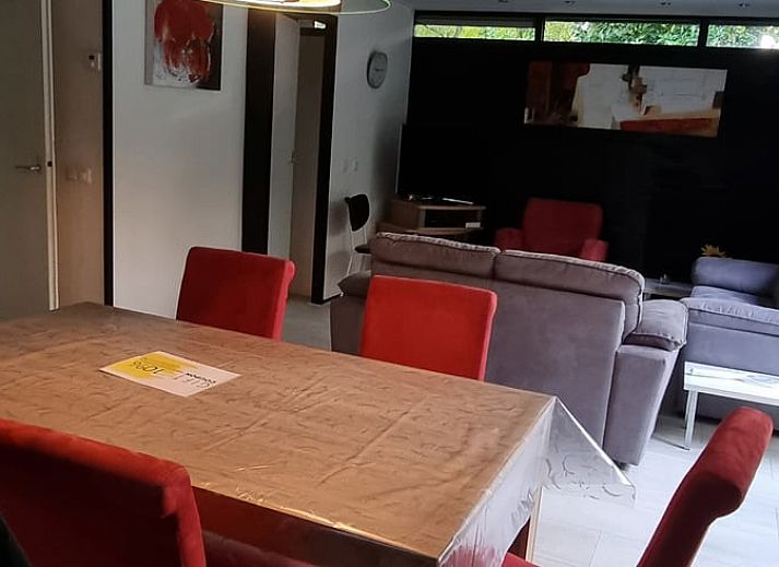 Geesbrug vakantiehuis in Drenthe met zonnig terras en groene omgeving voor een ontspannen verblijf.