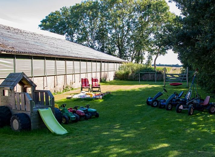 Gezelschapsspel Boer-opoly in Vakantiehuisje in Coevorden, perfect voor familietijd in Drenthe.
