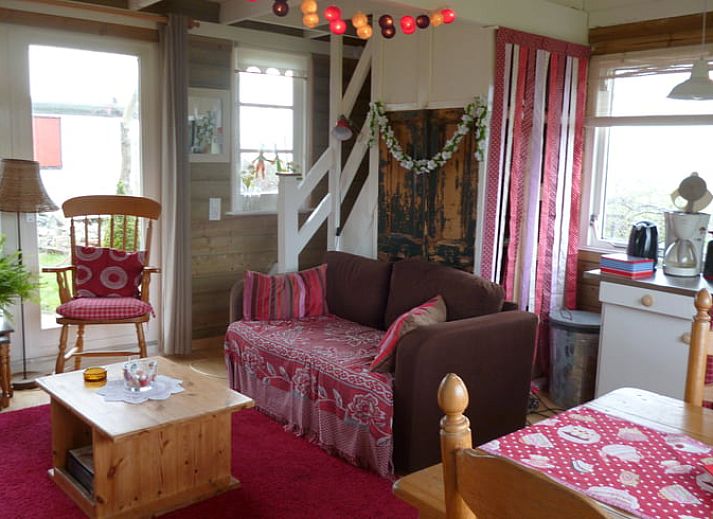 Veranda des Ferienhauses in Nieuw-Dordrecht mit laendlichem Charme im suedoestlichen Drenthe, Drenthe.