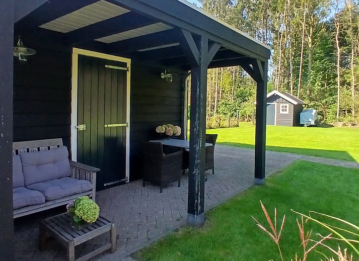 Vacation home DG1648 in Second Exloermond, Drenthe with spacious garden and modern architecture.