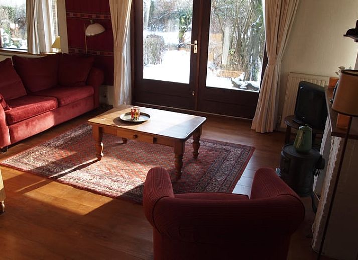 Vakantiehuis in Odoornerveen, gelegen in een groene omgeving met kippen in de tuin, Zuidoost Drenthe, Drenthe.