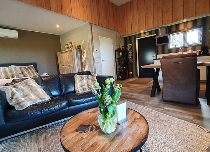 Vakantiehuisje in Fluitenberg met luxe veranda en uitzicht op Drentse natuur in Zuidwest Drenthe.