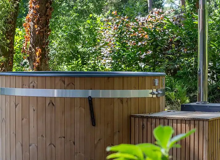 Guest house 200440 - Holiday property Zuidwest Drenthe - Mooie 4p Kota met sauna en hottub