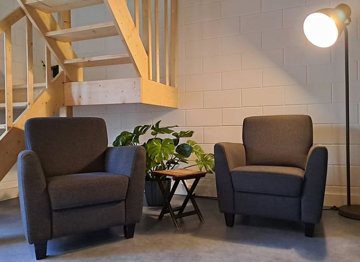 Vakantiehuis in Zuidwolde met charmante houten gevel, gelegen in het schilderachtige Zuidwest Drenthe voor een rustgevend verblijf.