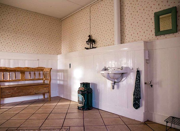 Comfortabele slaapkamer met uitzicht op natuur bij DG751 in Ruinen, Zuidwest Drenthe.