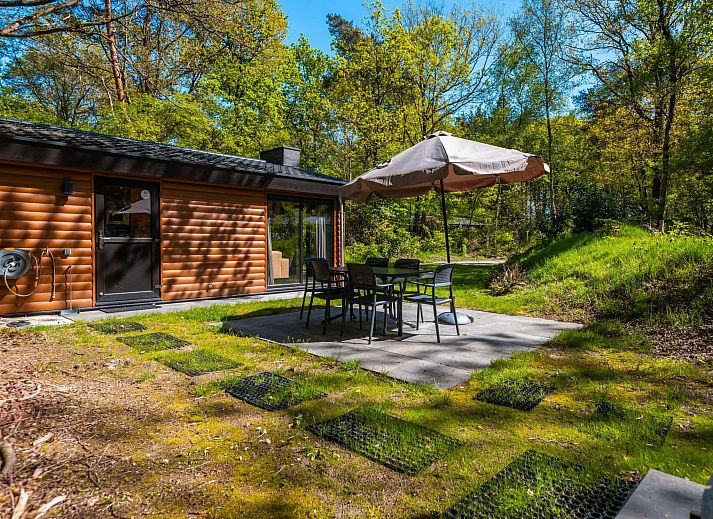 Verblijf 200796 - Vakantiewoning Zuidwest Drenthe - Vakantiehuis Vakantiepark De Wiltzangh - Esborg Lodge Hottub