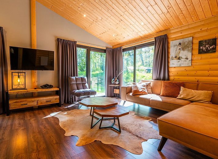 Verblijf 200796 - Vakantiewoning Zuidwest Drenthe - Vakantiehuis Vakantiepark De Wiltzangh - Esborg Lodge Hottub