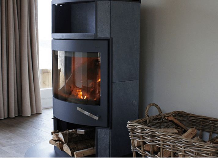 Huisje in Wapserveen, vakantiehuis met moderne architectuur in Zuidwest Drenthe, omringd door natuur.