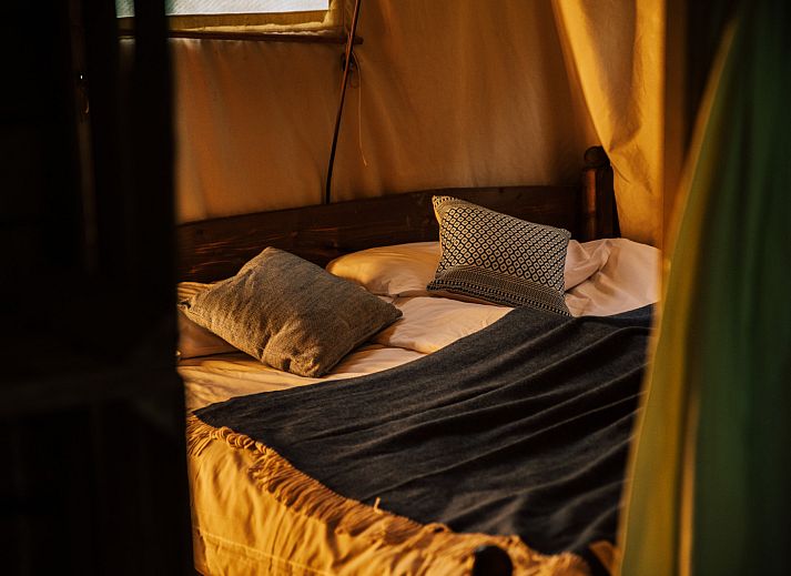 Verblijf 201290 - Tenthuis Zuidwest Drenthe - Tenthuisje met warme privédouche in de tent en hottub