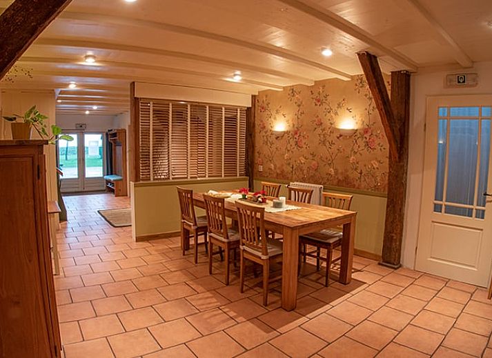 Charmantes Ferienhaus in Ruinerwold, im Suedwesten von Drenthe, umgeben von ueppiger Natur und laendlichem Charme.