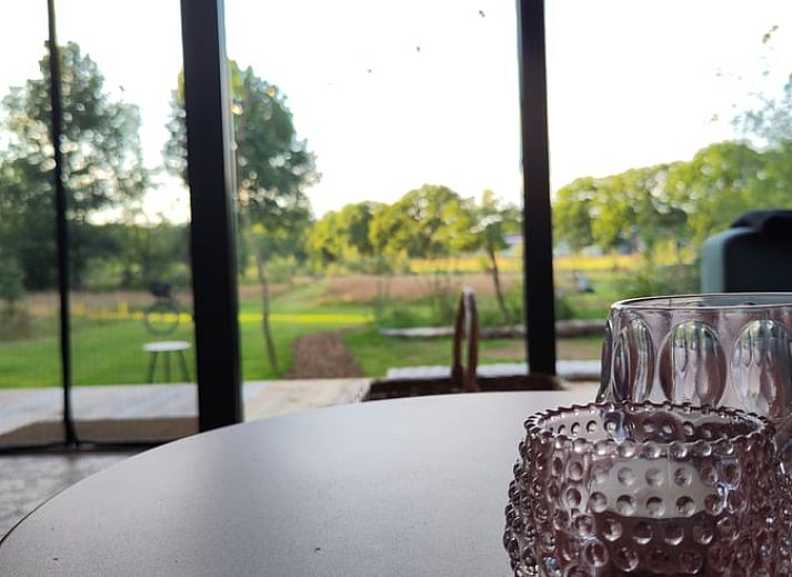 Rustic hot tub at Holiday home in Vledder in green Drenthe.