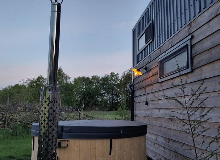 Gemuetliches Wohnzimmer von Huisje in Vledder, Ferienhaus in Suedwest-Drenthe mit Holzofen.