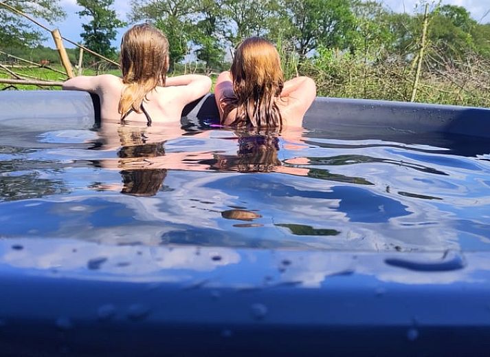 Gemuetliches Wohnzimmer von Huisje in Vledder, Ferienhaus in Suedwest-Drenthe mit Holzofen.