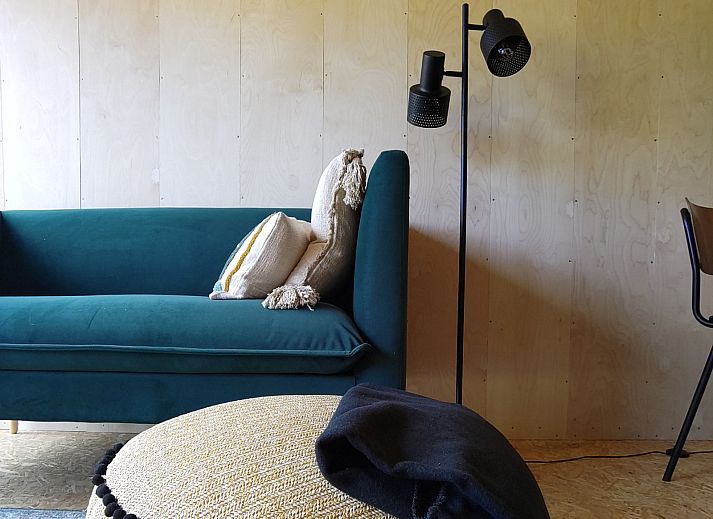 Ontspan in de hot tub van DG1834, Vledder, met uitzicht op de natuur van Zuidwest Drenthe.