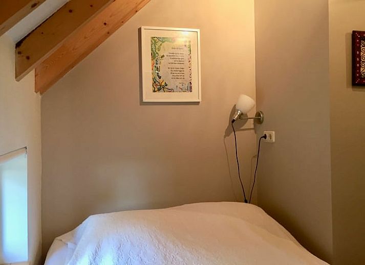 Buitenontbijt bij Vakantiehuis in Wapse, Zuidwest Drenthe, in een groene omgeving.