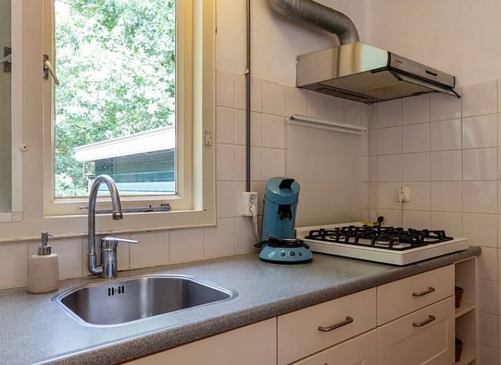 Veranda des Ferienhauses in Wateren, Westerveld mit Blick auf die umliegende Landschaft im Suedwesten von Drenthe.