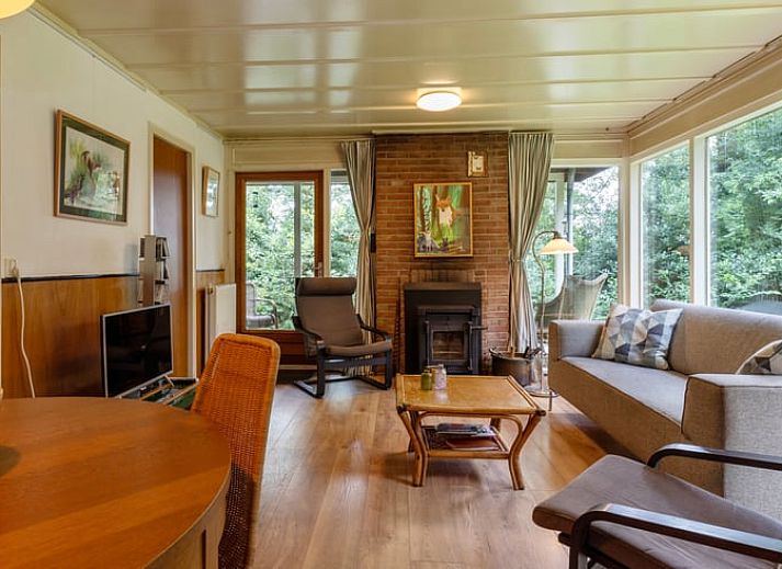 Ferienhaus in Wateren, Westerveld, versteckt in den Waeldern von Suedwest-Drenthe, bietet Privatsphaere und Ruhe.