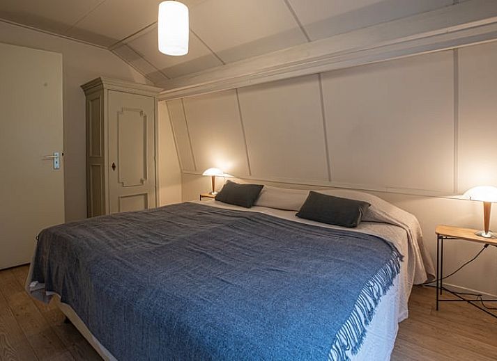 Vorderseite des Ferienhauses in Wateren, Westerveld, Ferienhaus mit gruenem Garten im Suedwesten von Drenthe.