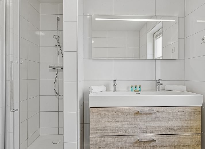 Rustgevende sauna in Hunerwold State 4-persoons bungalow, ideaal voor ontspanning in Wateren, Zuidwest Drenthe.