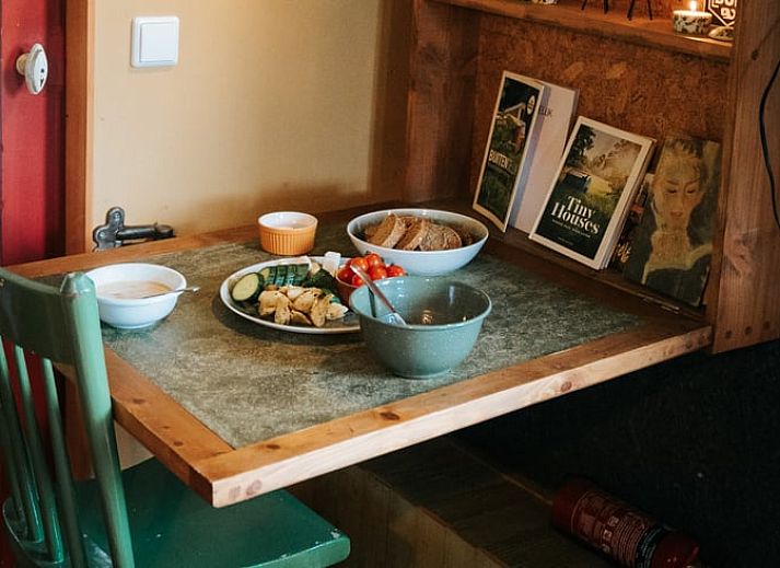 Comfortable sitting area in Huisje in Veenhuizen, vacation home in green Frederiksoord, Drenthe.