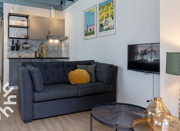 Bedroom with skylight in DG1027 vacation home, Frederiksoord, Drenthe.