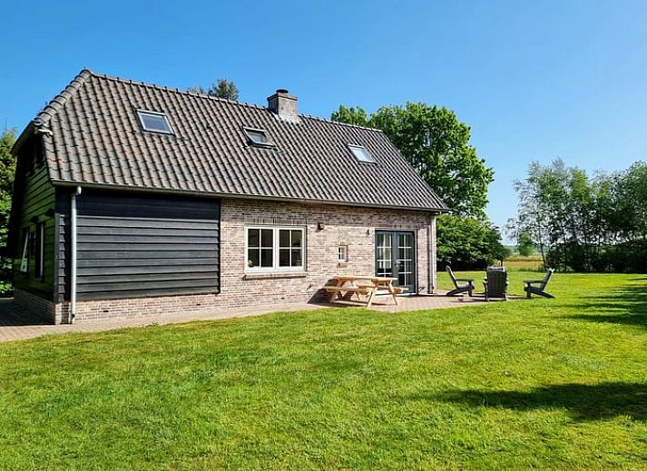 Rustikales Ferienhaus in Oude Willem mit gruenem Garten im Suedwesten von Drenthe, ideal fuer Naturliebhaber.
