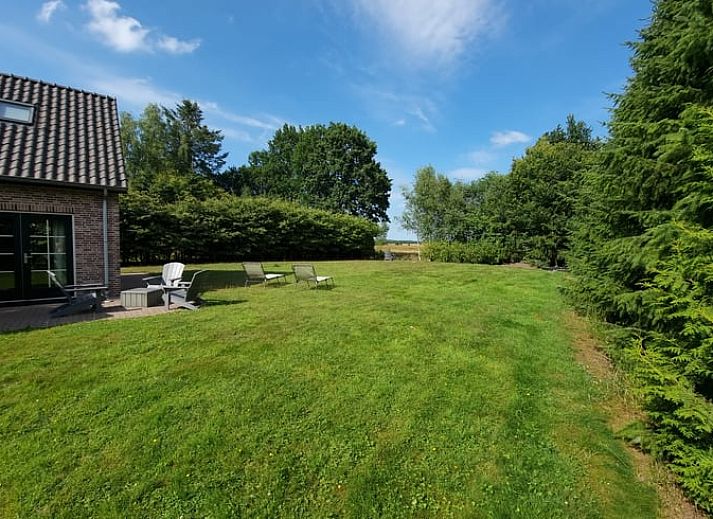 Blick vom Ferienhaus in Oude Willem ueber die weite Landschaft im Suedwesten von Drenthe, ideal fuer Naturliebhaber.