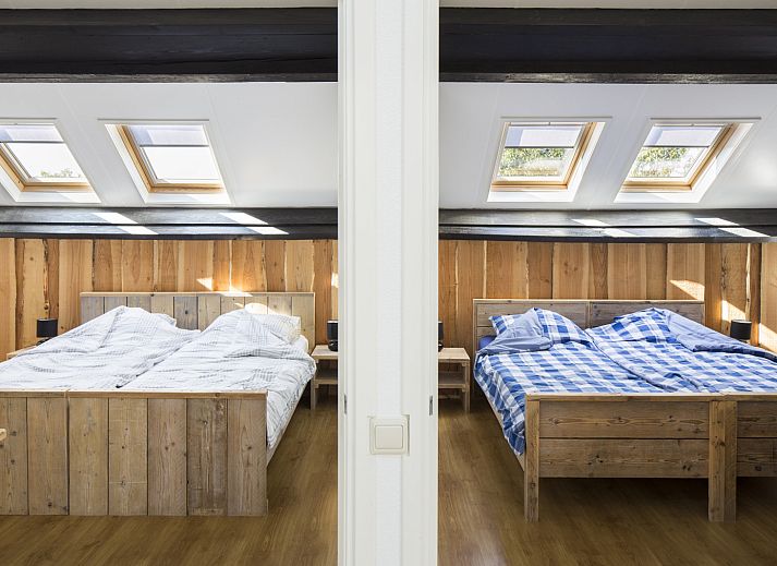 Luchtfoto van DG1556 vakantiehuis en omgeving in Oude Willem, Zuidwest Drenthe omgeven door uitgestrekte natuur.