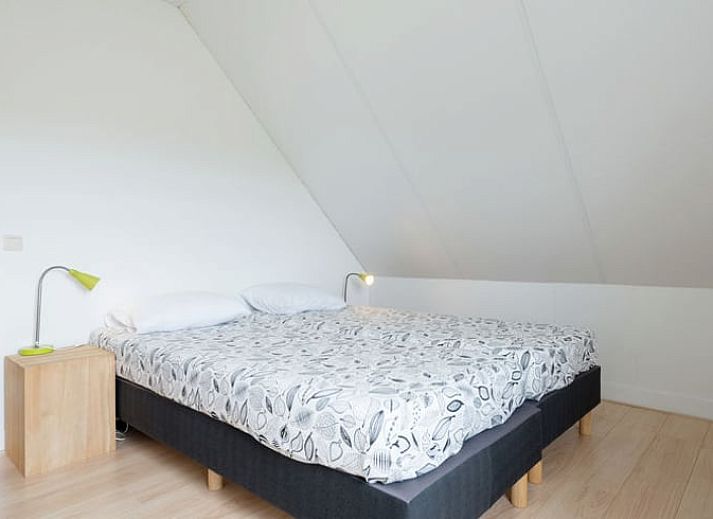 Blick von der Terrasse des Ferienhauses in Hollandscheveld, mit gruenen Feldern im Suedwesten von Drenthe.