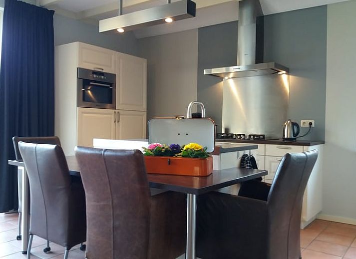 Rustiek vakantiehuisje in Hollandscheveld omgeven door natuur in Zuidwest Drenthe, Drenthe.