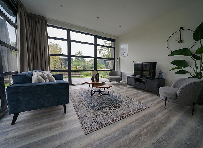 Detached house in Biddinghuizen with terrace and garden, located in the green surroundings of Eastern Flevoland, perfect for nature lovers.