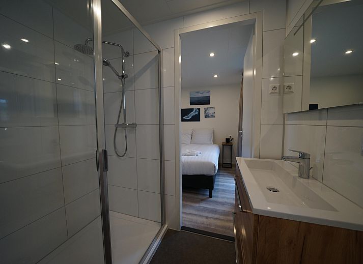 Detached house in Biddinghuizen with terrace and garden, located in the green surroundings of Eastern Flevoland, perfect for nature lovers.