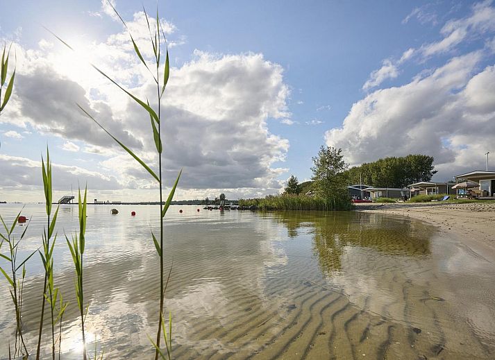 Unterkunft 2101143 - Ferienhaus Oostelijk Flevoland - Strandhuisje | 4 Personen