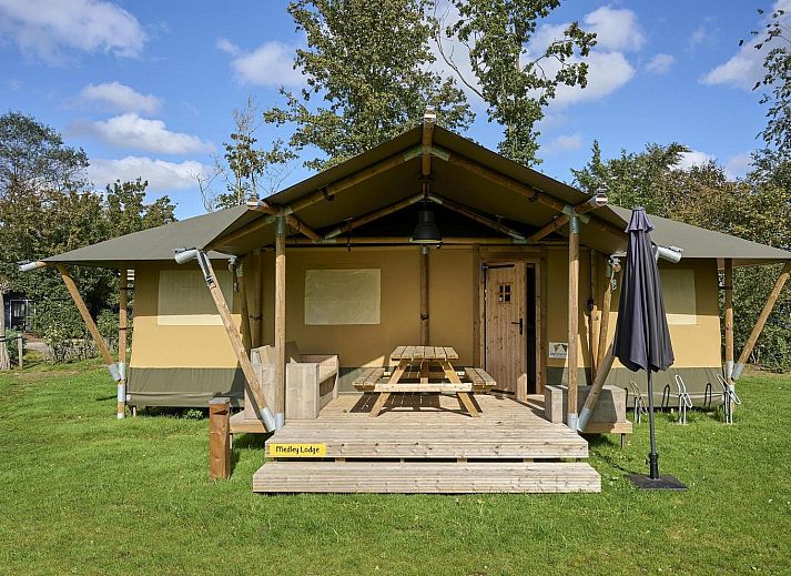 Medley Lodge in Biddinghuizen, eine luxurioese Glamping-Lodge mitten im Gruenen in Ost-Flevoland, Flevoland.