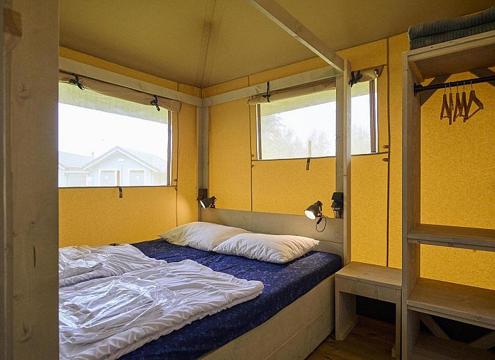 Gemuetlicher Aussenbereich der Medley Lodge in Biddinghuizen, ideal fuer einen Urlaub in Ost-Flevoland, Flevoland.