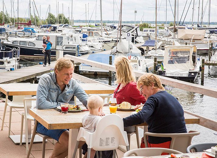 Guest house 2101206 - Holiday property Oostelijk Flevoland - Geschakelde woning in Biddinghuizen