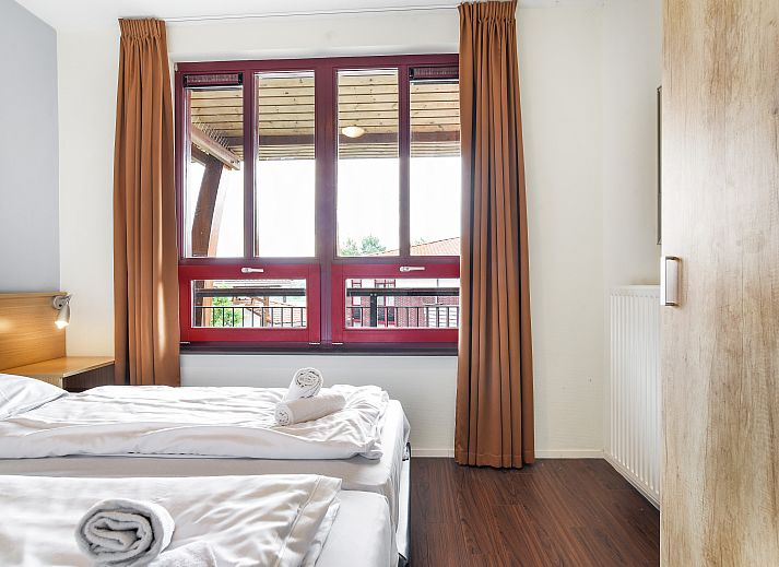 Waterparc Veluwemeer 6-person apartment in Biddinghuizen, East Flevoland, Flevoland, is accessible for seniors.