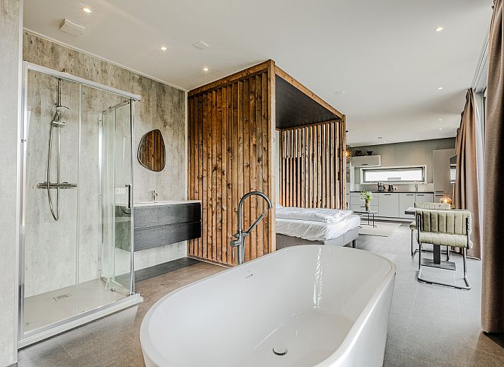 Guest house 210144 - Chalet Oostelijk Flevoland - Chalet in Biddinghuizen