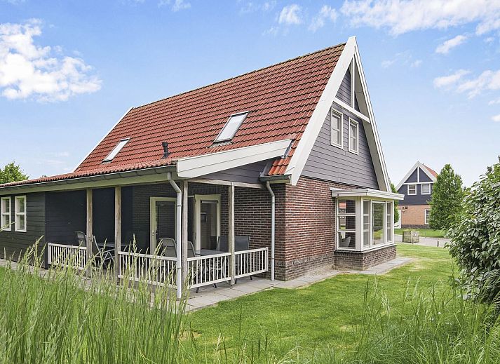 Guest house 210199 • Bungalow Oostelijk Flevoland • Waterparc Veluwemeer | 8-persoons villa | 8EL2 