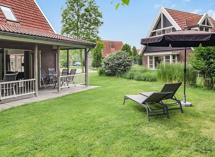 Guest house 210199 - Bungalow Oostelijk Flevoland - Waterparc Veluwemeer | 8-persoons villa | 8EL2